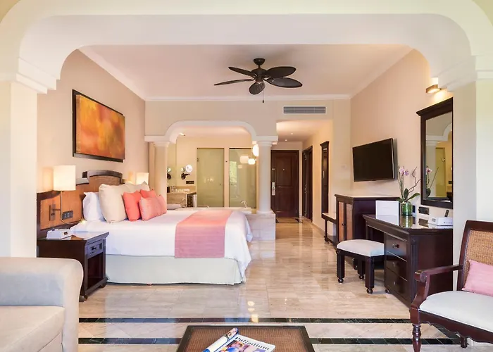 Resort Grand Palladium Select White & Akumal