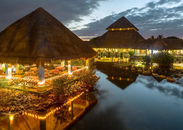 Grand Palladium Select White & Resort 5*