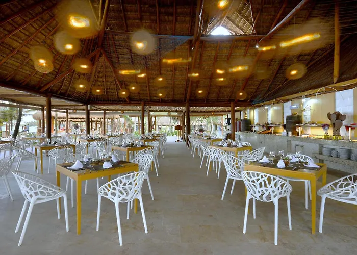 Grand Palladium Select White & Resort