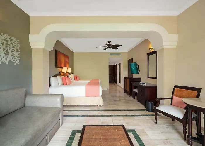 Resort Grand Palladium Select White & Akumal