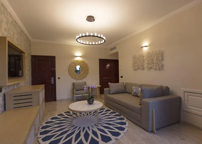 Grand Palladium Select White & Akumal