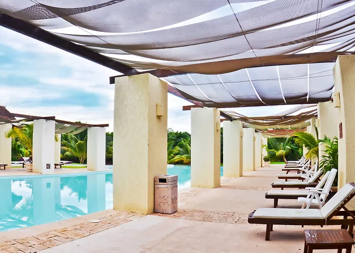 Grand Palladium Select White & Resort