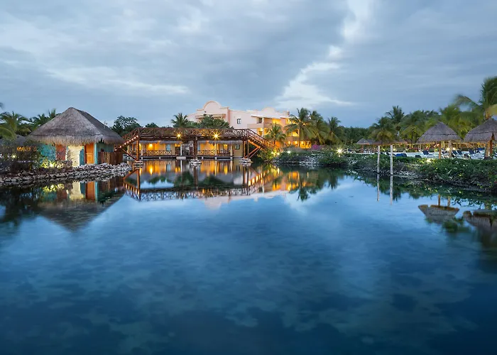 Resort Grand Palladium Select White & 5*