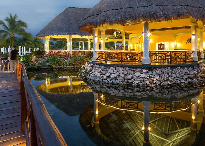 Grand Palladium Select White & 5*