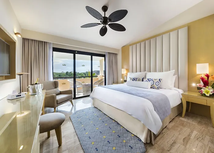 Grand Palladium Select White & 5*