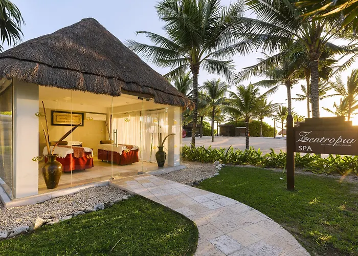 Grand Palladium Select White & Resort 5*